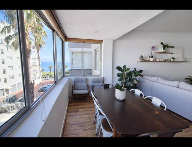 2 BEDROOM APARTMENT FOR SALE IN SEA POINT